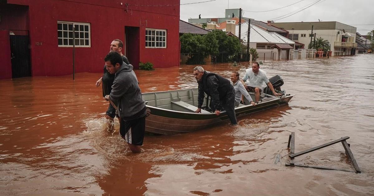Southern Brazil has been hit by the worst floods in more than 80 years. At least 39 people have died [Video]