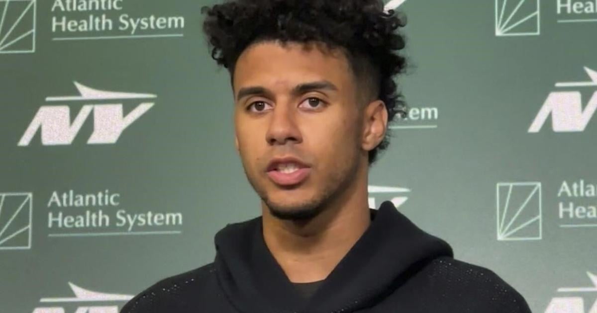 Jordan Travis has pondered someday replacing Aaron Rodgers. Health is focus now for Jets rookie QB [Video]