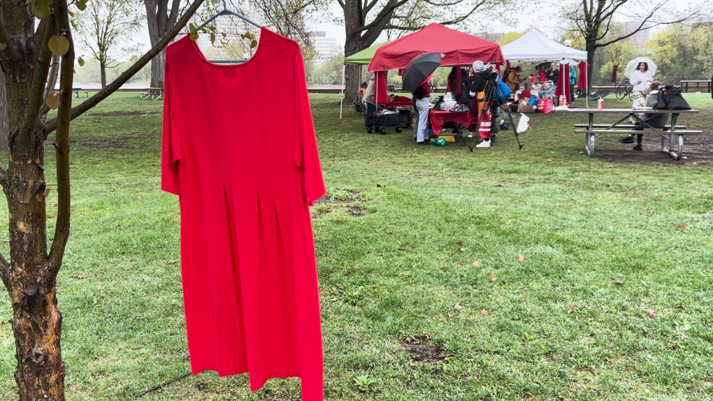 Red Dress Day: Ottawa families, survivors remember missing and murdered [Video]