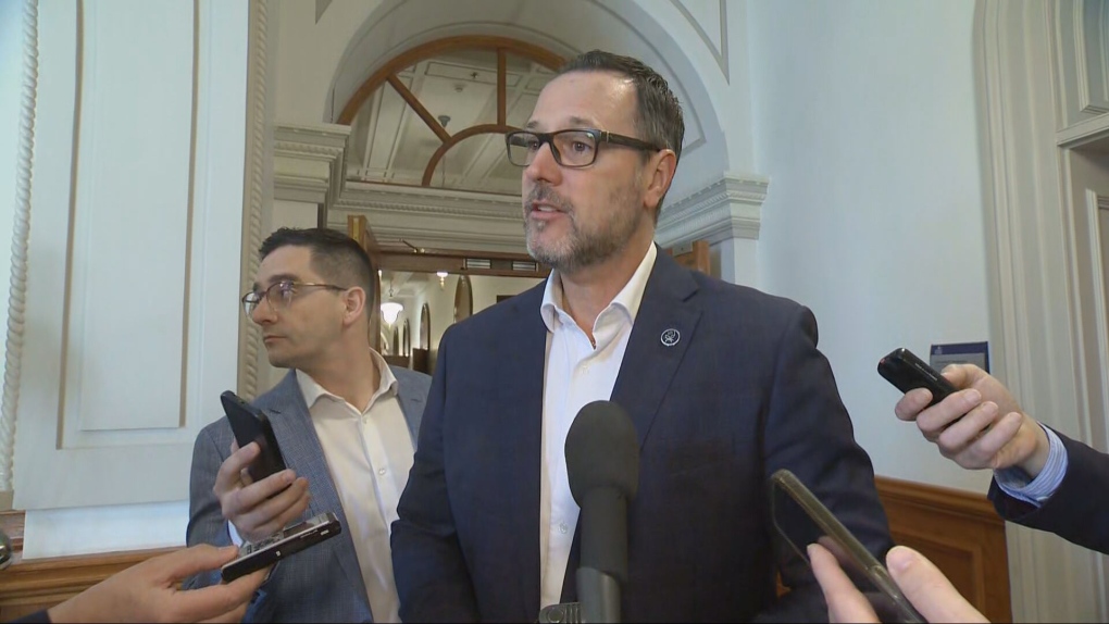 Bill 96: French-language minister says English CEGEPs’ struggle with language law shows it was needed [Video]