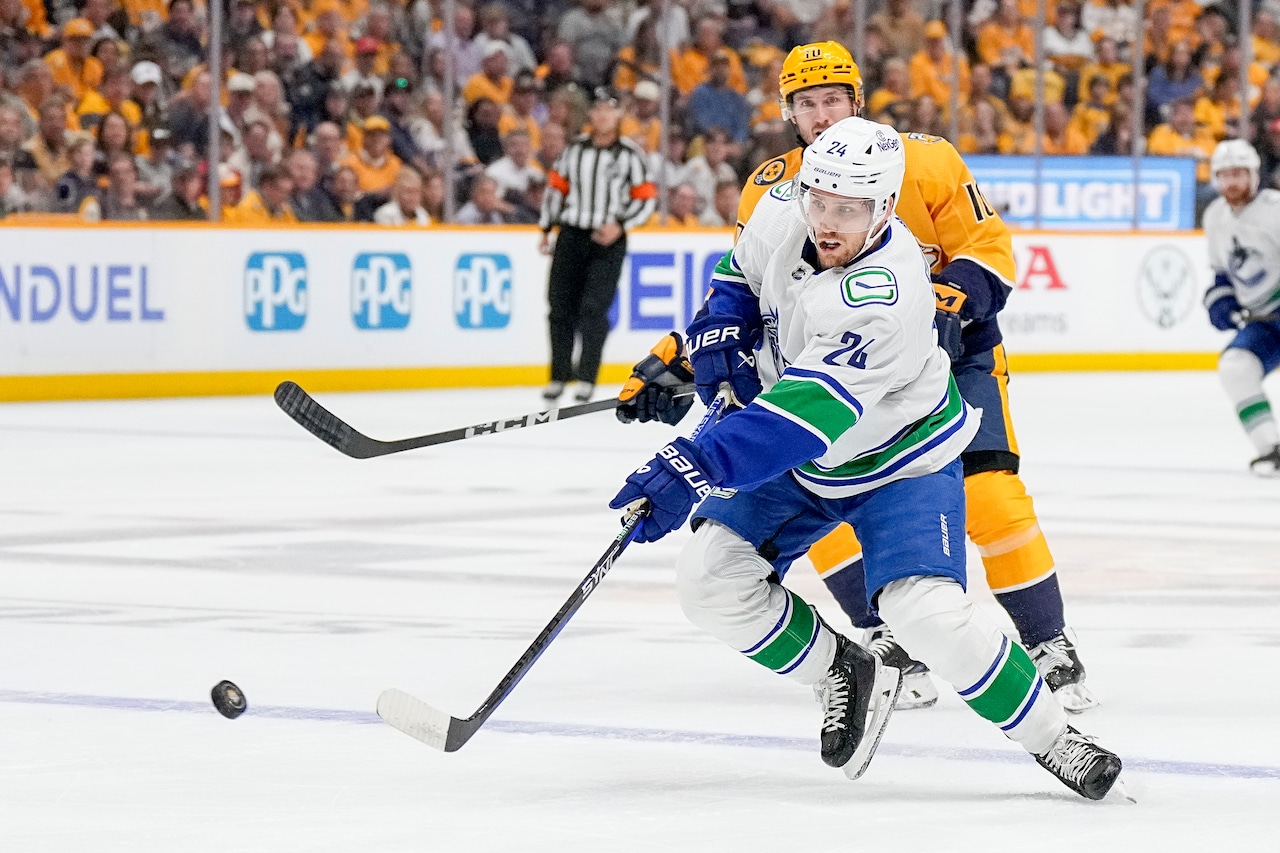 Edmonton Oilers vs. Vancouver Canucks Game 1 FREE LIVE STREAM (5/8/24): Watch second round of Stanley Cup Playoffs online | Time, TV, channel [Video]