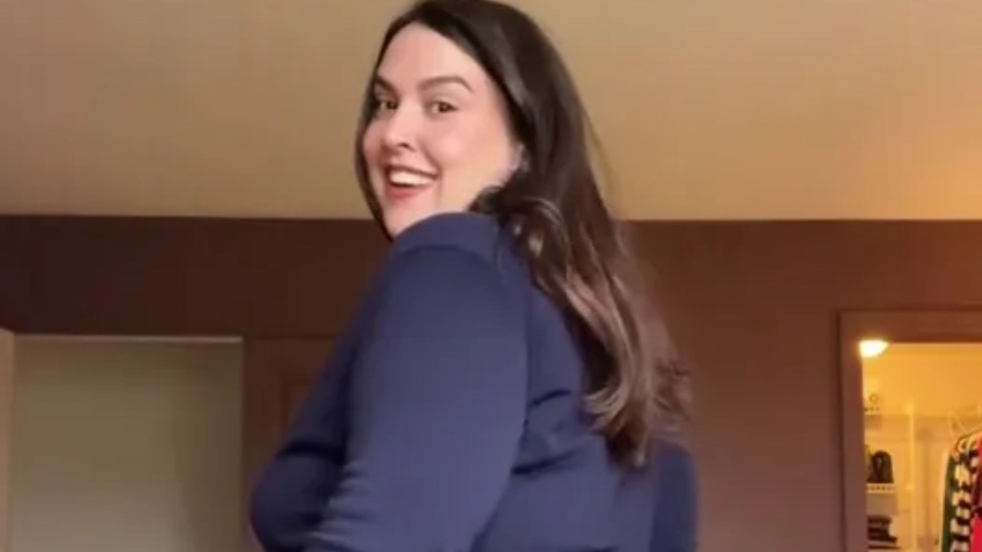 Im known as the girl with the 55-inch bum & its even bigger without surgery – its so famous Ive bought my dream home [Video]