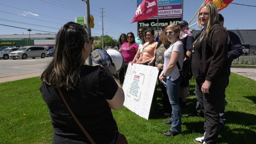 Healthcare workers submit petition to MPP Dowie [Video]