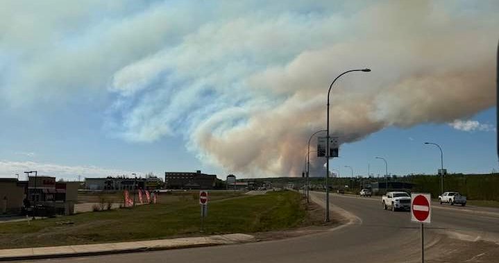 Fort Nelson under evacuation order due to wildfire [Video]