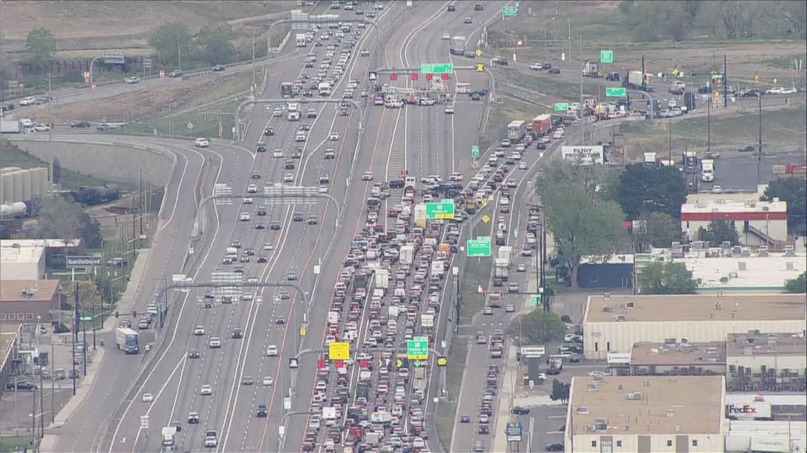Interstate 70 EB reopens at Quebec after crash [Video]