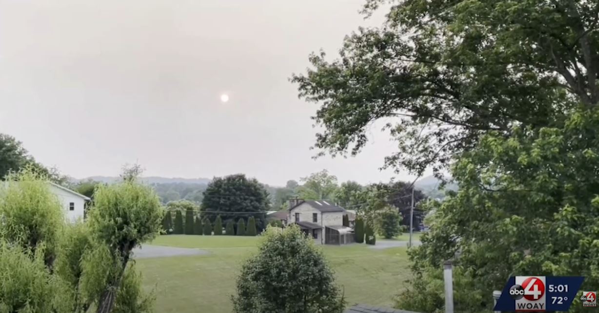 Canadian Wildfire Smoke Pushes Into U.S. [Video]
