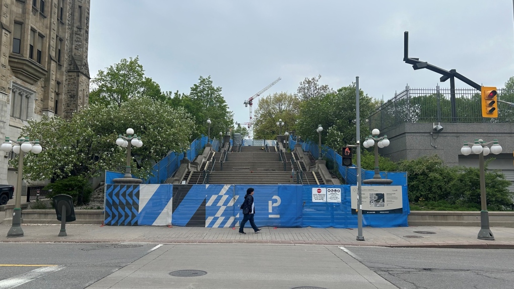 Major’s Hill Park: Construction pushes back opening of York Street steps [Video]
