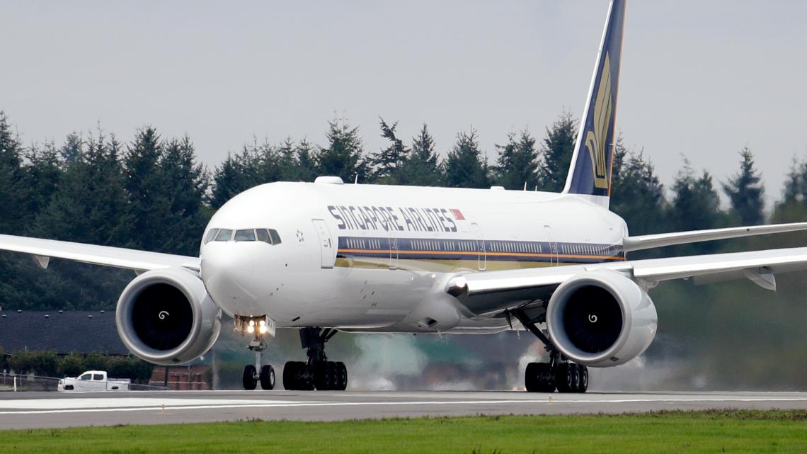 One dead after turbulence forces plane to make emergency landing [Video]