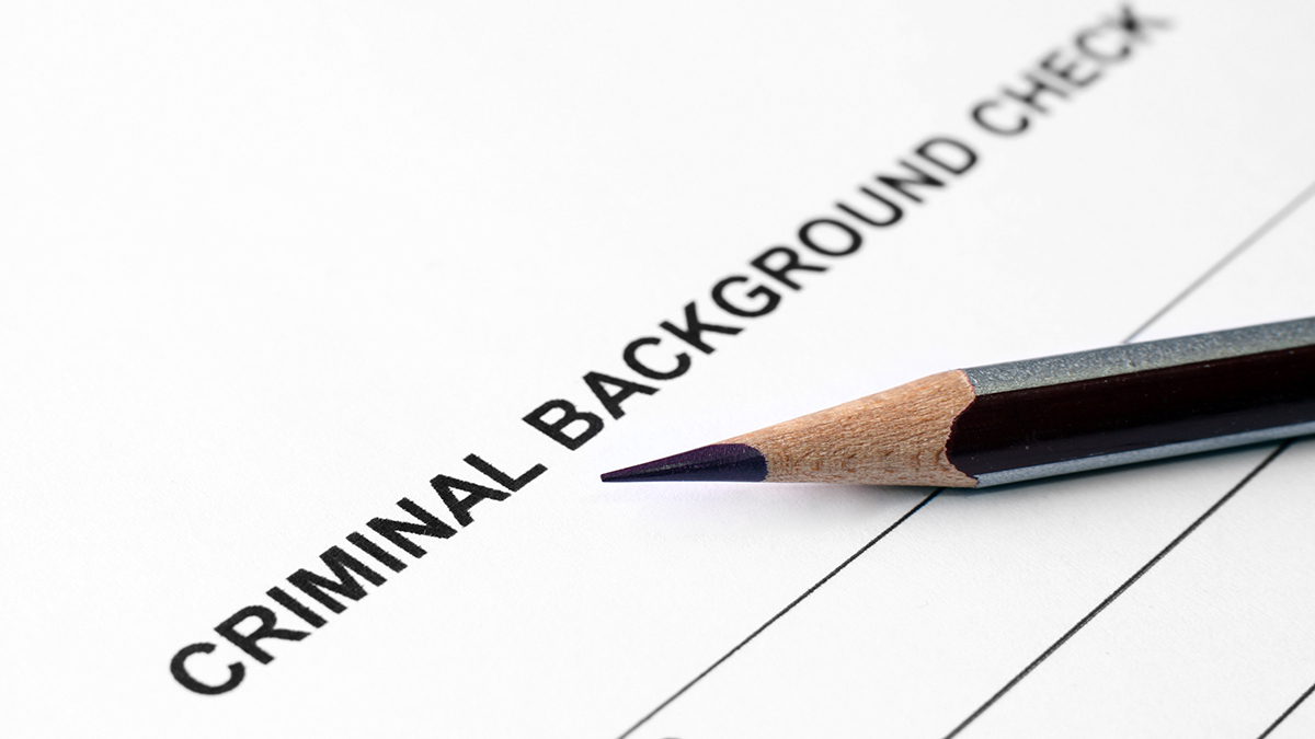 Background check websites often fail to find criminal records  NBC Chicago [Video]