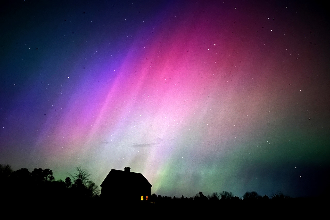 2nd viewing of Northern Lights possible in N.Y. this weekend: NWS [Video]