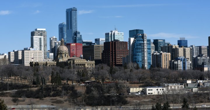 Blowin in the wind: Why is Edmonton experiencing strong gusts? - Edmonton [Video]