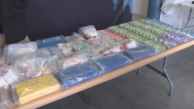 5 arrested, 24 kg of drugs seized in VPD probe into Quebec gang [Video]