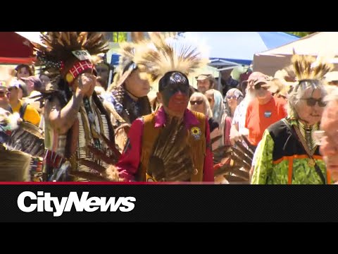 Toronto’s largest Pow Wow shares Indigenous culture [Video]