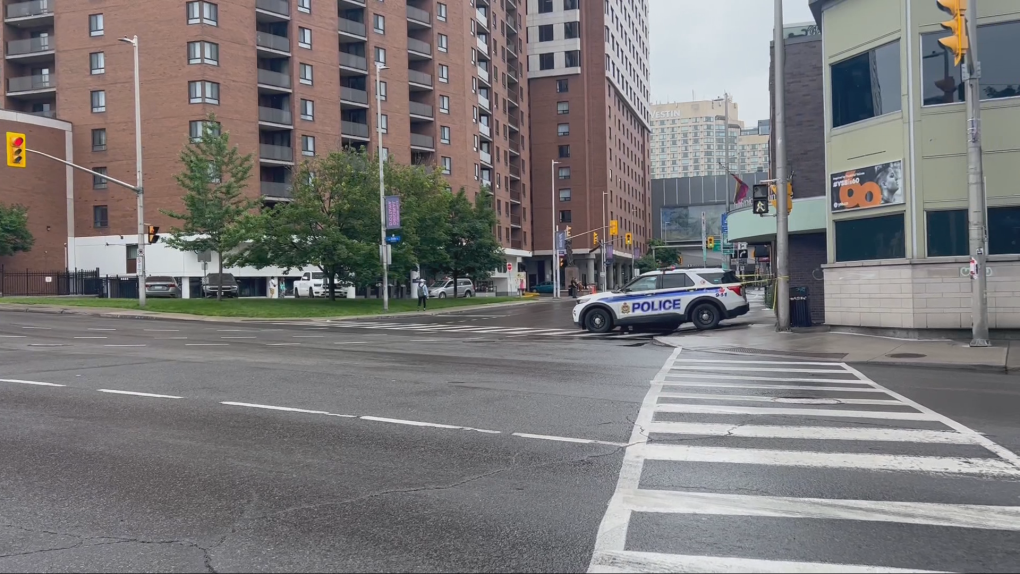 Ottawa shooting: Man seriously injured in downtown [Video]