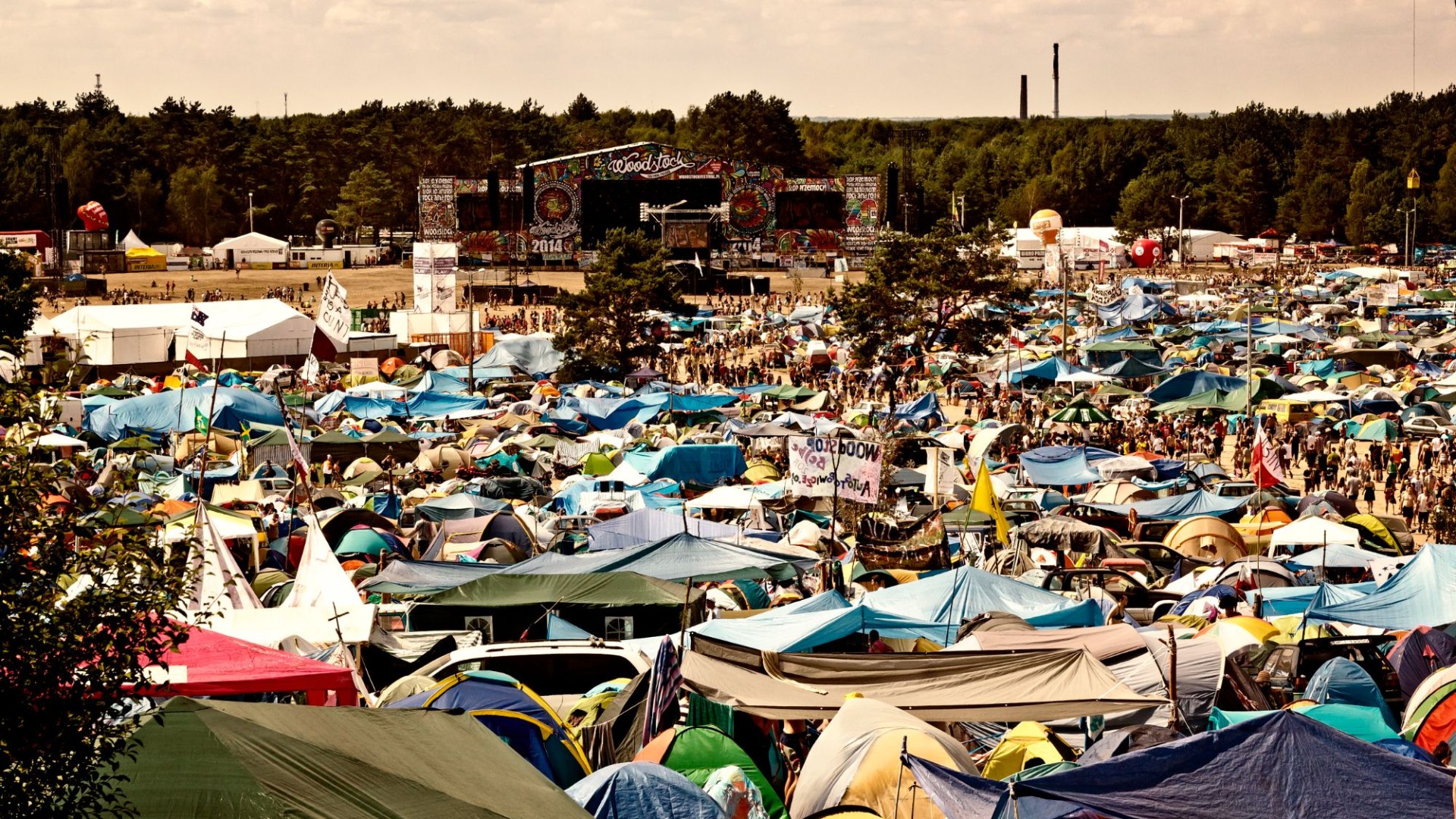 Inside the forgotten northern Glastonbury festival disaster that left organisers bankrupt and crowd rushed to hospital [Video]