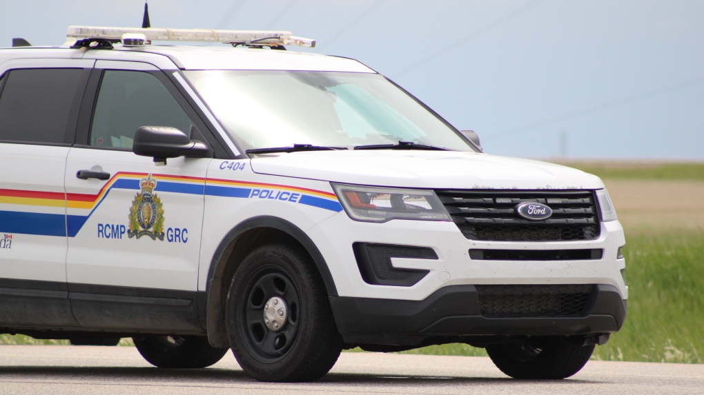 RCMP make three arrests after alleged robbery near Sask. hamlet [Video]