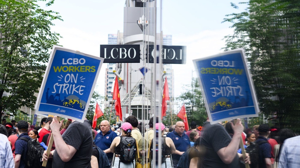 LCBO strike: Workers rally in downtown Toronto [Video]