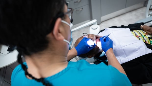 Ottawa allows dentists to bill federal program on case-by-case basis [Video]