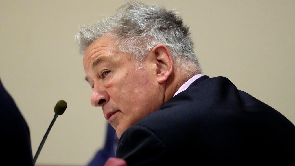 Alec Baldwin ‘Rust’ shooting trial: Opening statements begin [Video]