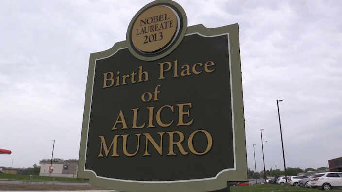 North Huron reeve’s statement on Alice Munro [Video]