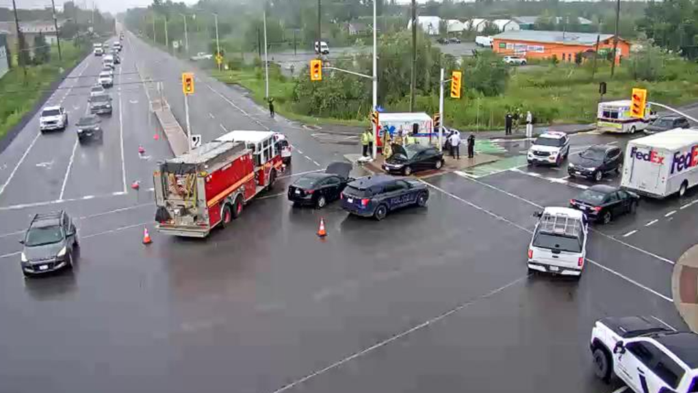 South Ottawa crash: Two-vehicle collision injures woman [Video]