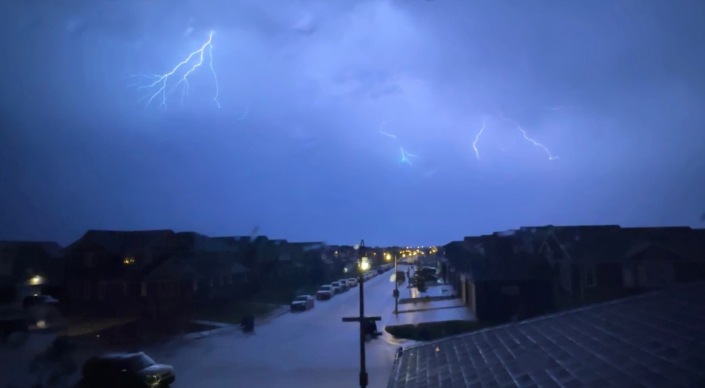 Saskatoon weather: Sask. sees light show overnight, some damage in summer storm [Video]