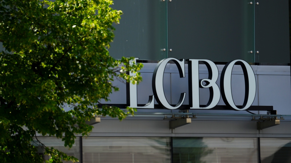 LCBO strike: Tourism association calls for end to job action [Video]