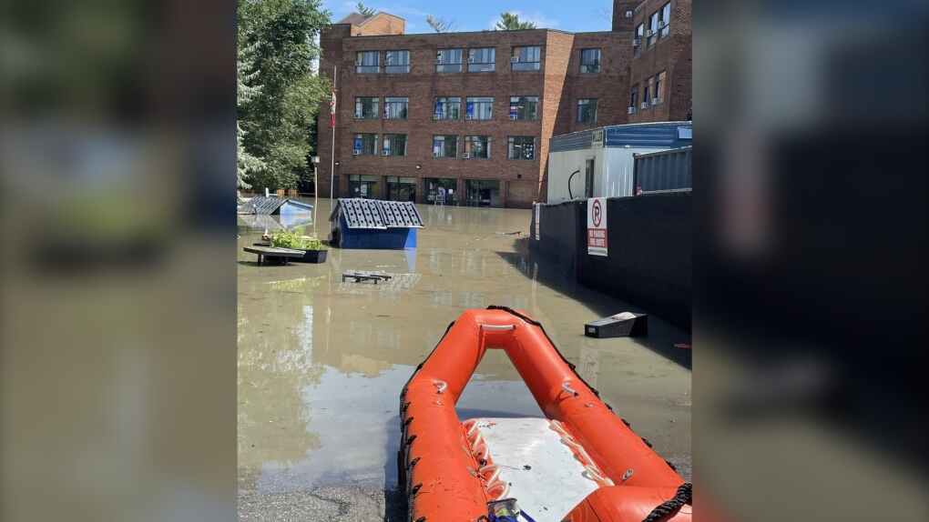 Ontario flooding: More than 100 residents evacuated from Mississauga, Ont. nursing home [Video]