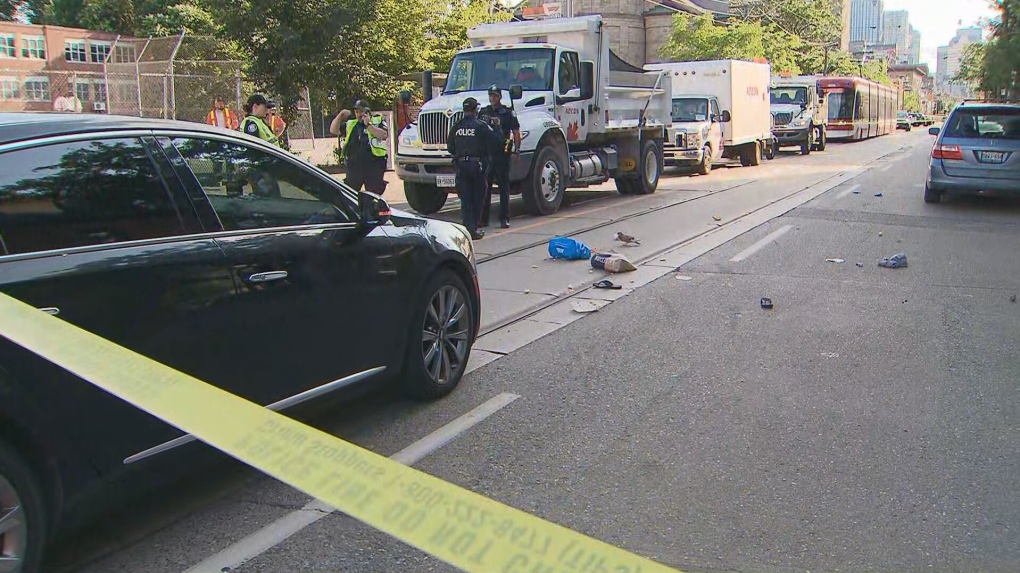 Pedestrian dead after downtown Toronto collision [Video]