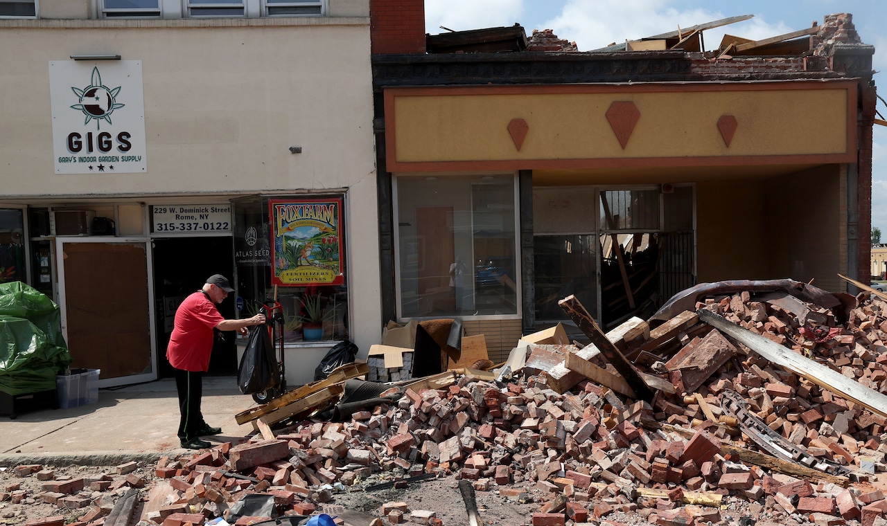 Hochul requests federal aid after severe storms pummel Upstate NY [Video]