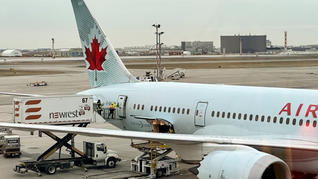 Air Canada cuts 2024 forecast amid international competition [Video]