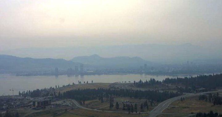 Smoke sinks into the Okanagan Valley, hazard rating rises [Video]