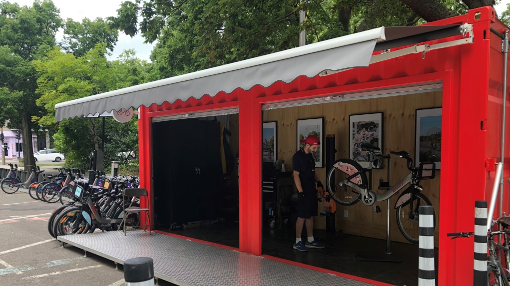 First BIXI mega-station with repair shop opens in Parc La Fontaine [Video]