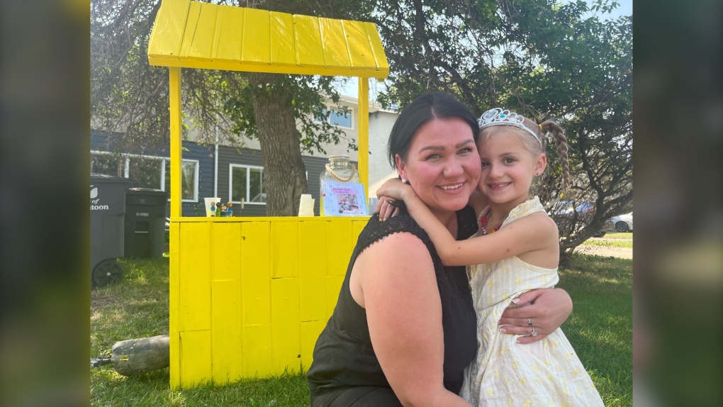 Sask. 7-year-old girl sees wave of support after lemonade stand robbery [Video]