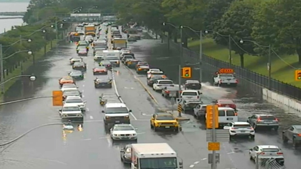 Toronto weather: parts of DVP, Lake Shore Boulevard briefly flooded [Video]
