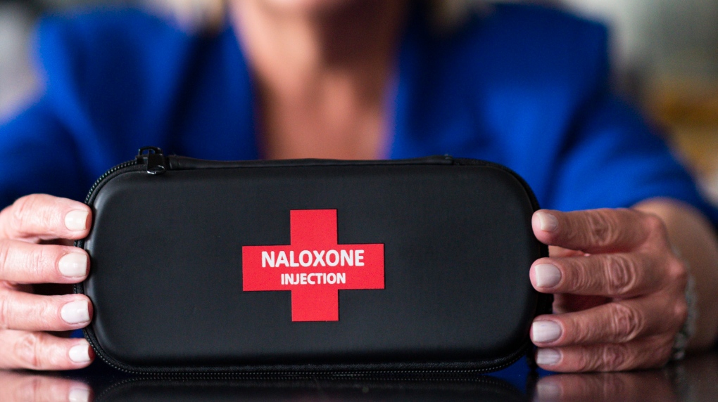 Naloxone kit instructions contain false information: advisory [Video]
