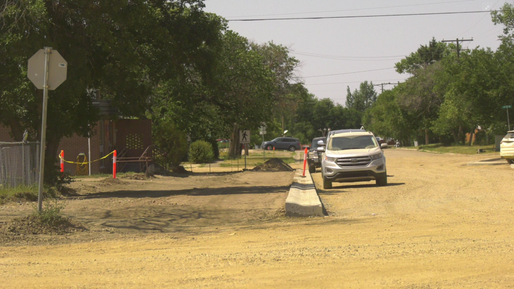 Sask. town residents raise concerns over new downtown street layout [Video]