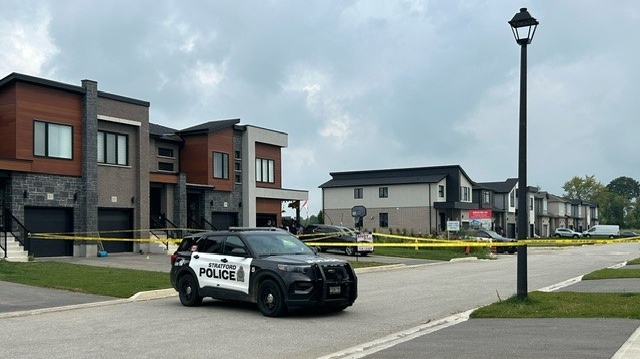 Stratford shooting leaves 2 dead, 2 others in hospital [Video]