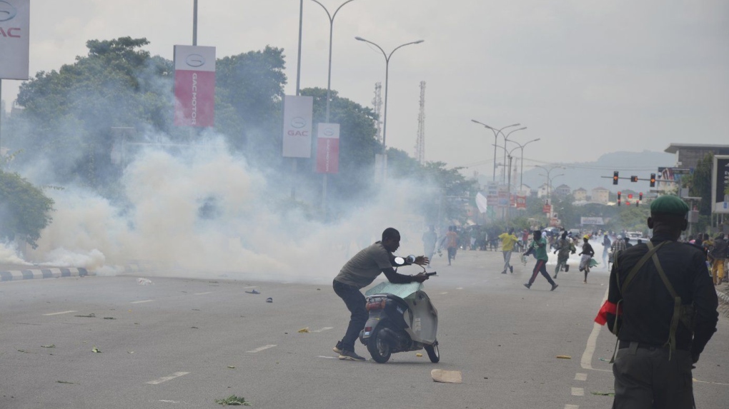 Nigeria protests: 9 killed by security forces, rights group says [Video]