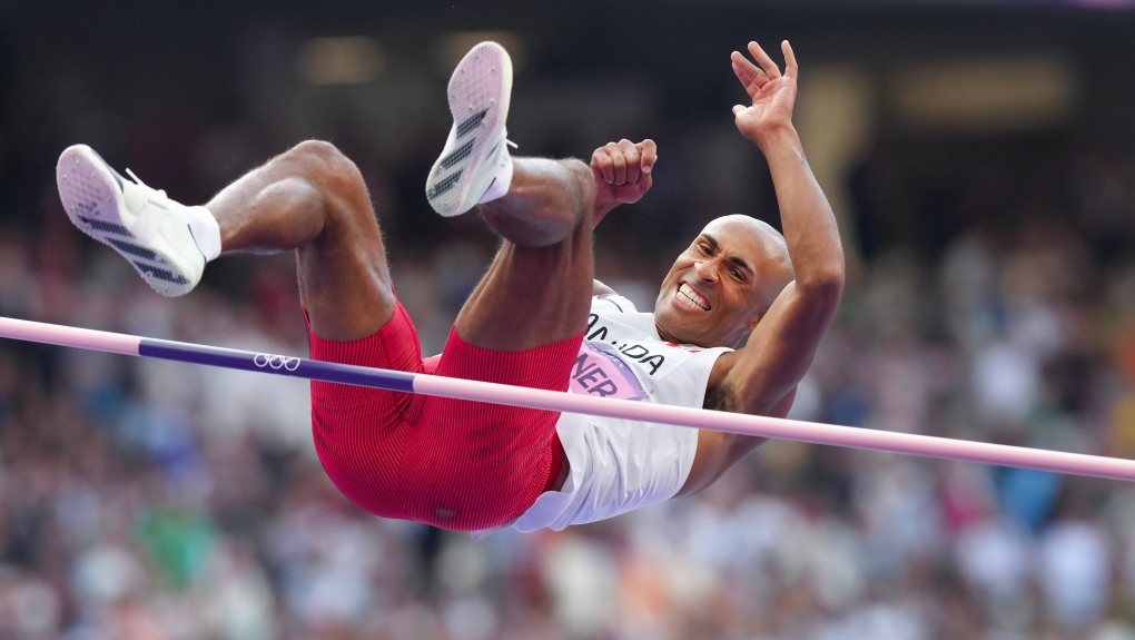 London’s Damian Warner in fourth after Day 1 in Paris [Video]