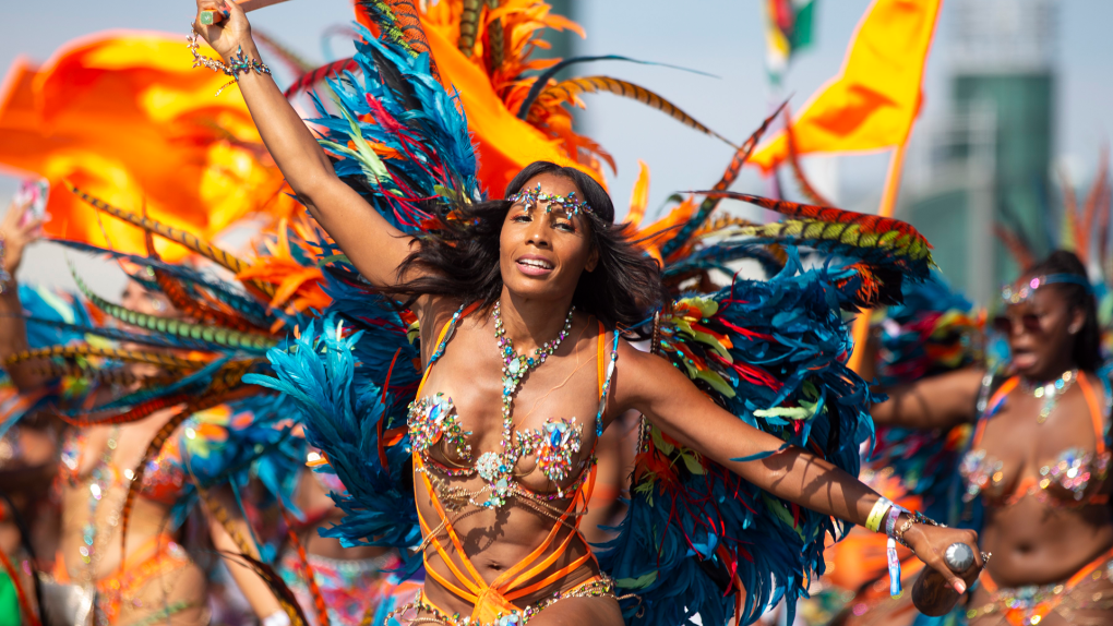 Caribbean Carnival Grand Parade held in Toronto [Video]