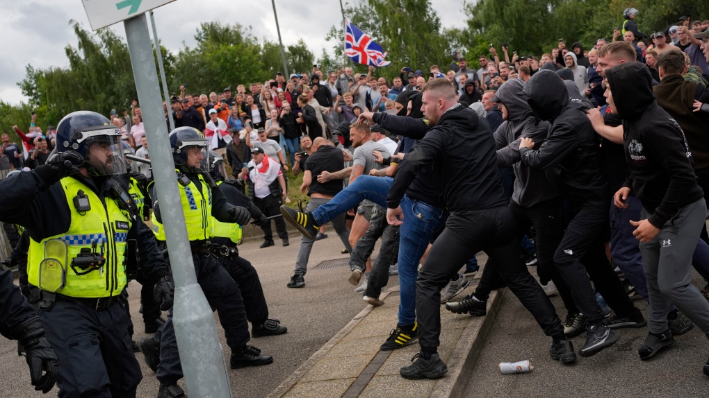 Canada updates U.K. travel advisory due to violent protests [Video]