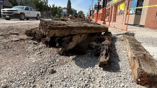 Gordie Howe bridge construction crews unearth historic streetcar rails [Video]