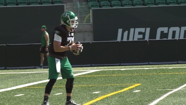 Riders’ QB Trevor Harris returns to practice alongside RB Ouellette [Video]