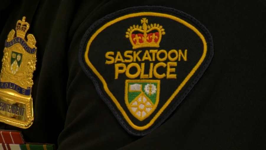 Sask. woman arrested after stabbing man and calling police [Video]