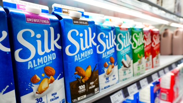 Silk milk recall: Products returning after deadly Listeria outbreak [Video]