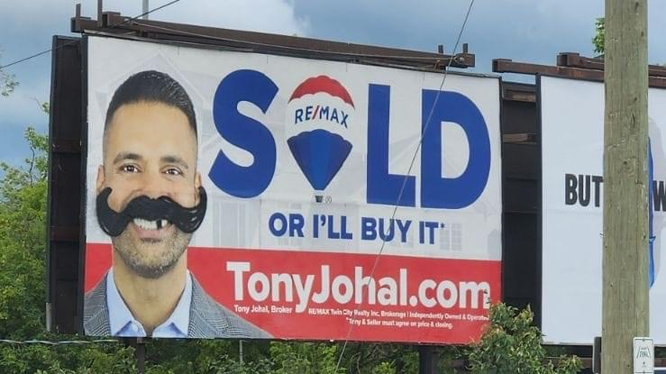 Real estate broker’s sign vandalized [Video]