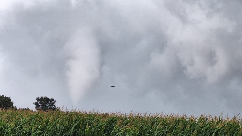 Tornado in Ayr classified as an upper level EF1 [Video]