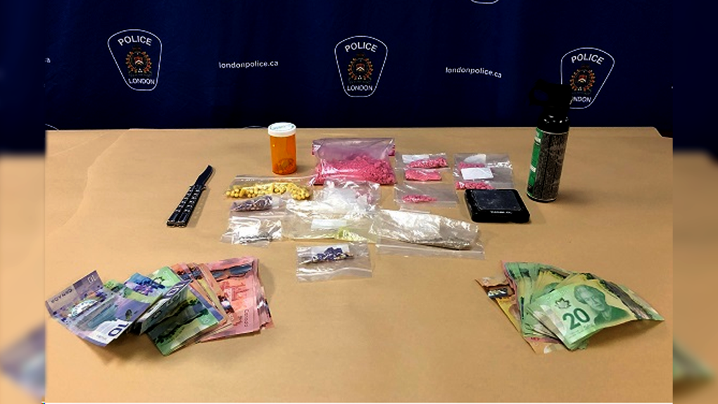 Drug bust seizes fentanyl | CTV News [Video]