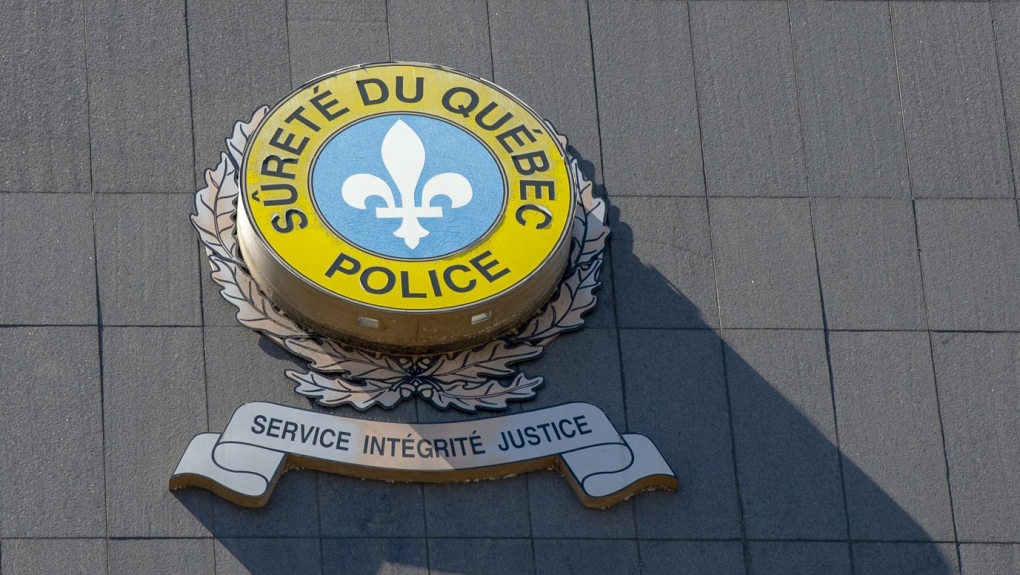 Quebec police locate unresponsive person next to submerged helicopter in La Vrendrye wildlife reserve [Video]